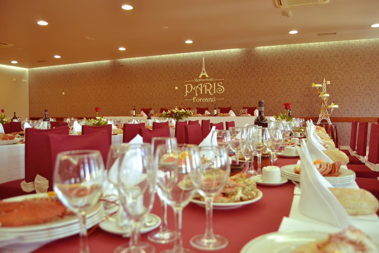 Forcarei Hostal-Restaurante Paris מראה חיצוני תמונה