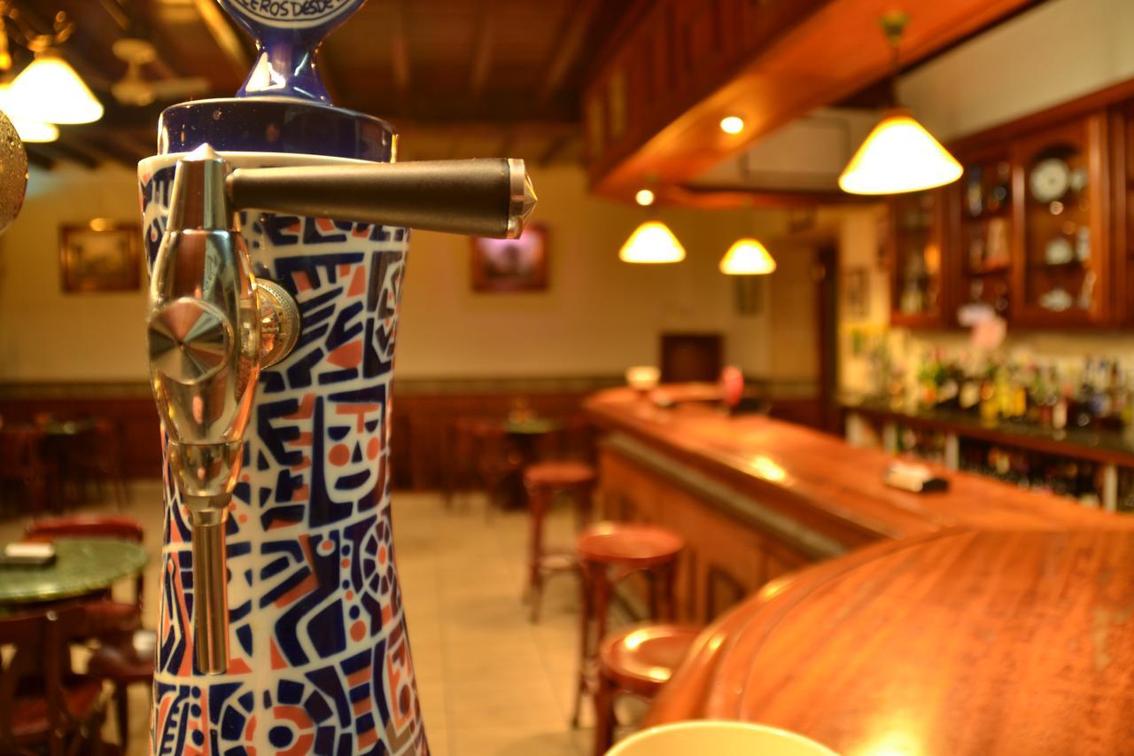 Forcarei Hostal-Restaurante Paris מראה חיצוני תמונה