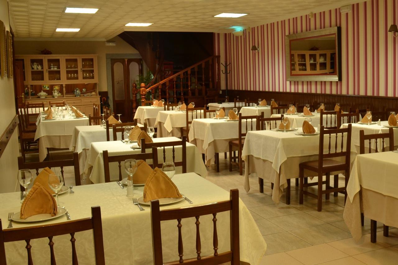 Forcarei Hostal-Restaurante Paris מראה חיצוני תמונה